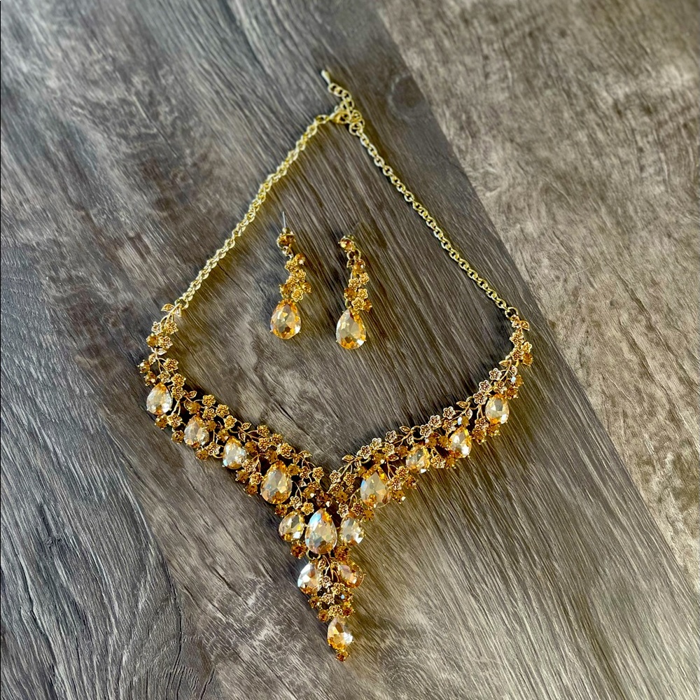 Statement Necklace and Earring Set - Gold with Floral Detail and Golden Hue Gems